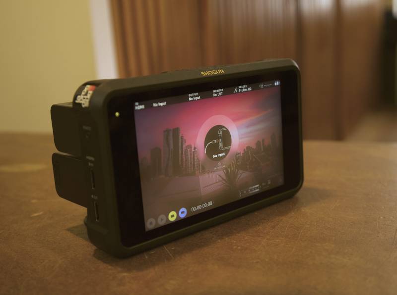 LOCATION MONITEUR SHOGUN 7