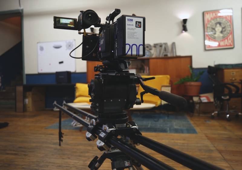 SLIDER TANGO MARSEILLE LOCATION PRODUCTION CINEMA VIDEO ARRI RED MACHINERIE BIJOUTE TSF TRAVELLING DOLLY RENTAL O'CONNOR FRANCE