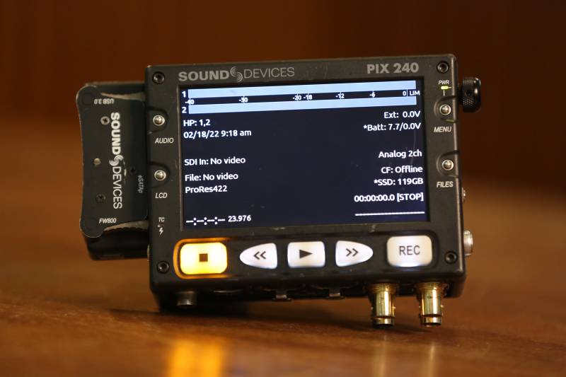 MONITEUR ENREGISTREUR PIX240