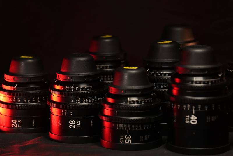 LOCATION VALISE D'OPTIQUES CINEMA SIGMA FF HIGH SPEED PRIME MONTURE PL À MARSEILLE