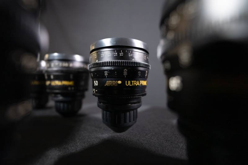 SERIE OPTIQUE ARRI ULTRA PRIME DISPONIBLE A LA LOCATION MARSEILLE