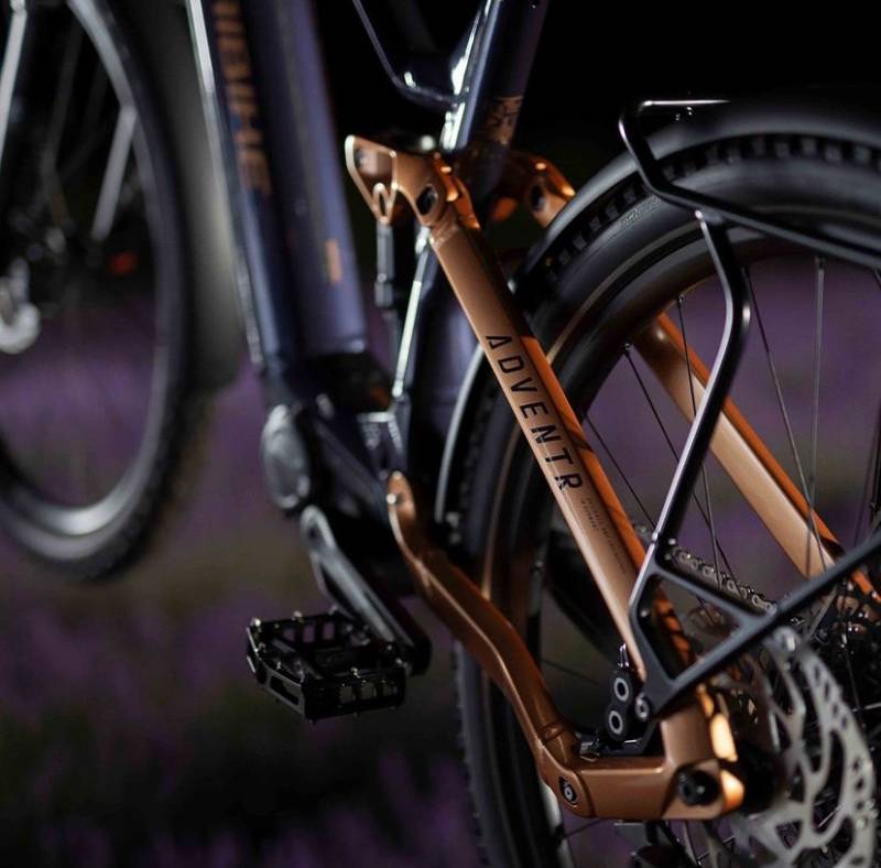 Location de matériel en Provence, à Valensole, pour une campagne publicitaire avec Parasol Island