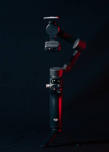 Location stabilisateur pour smartphone DJI OSMO MOBILE 7P dans le sud de la France