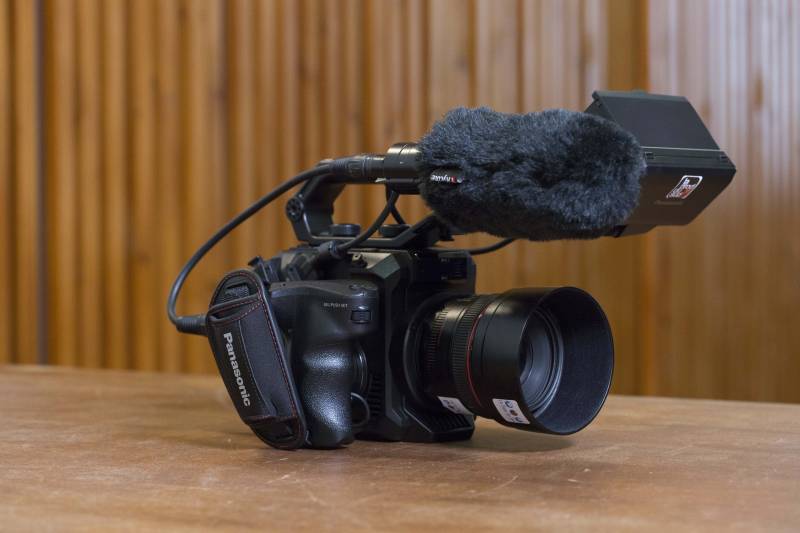 Panasonic eva one eva-1 location camera marseille video cinema tournage shooting prod production la du sud france audiovisuel télévision cinéma rent rental